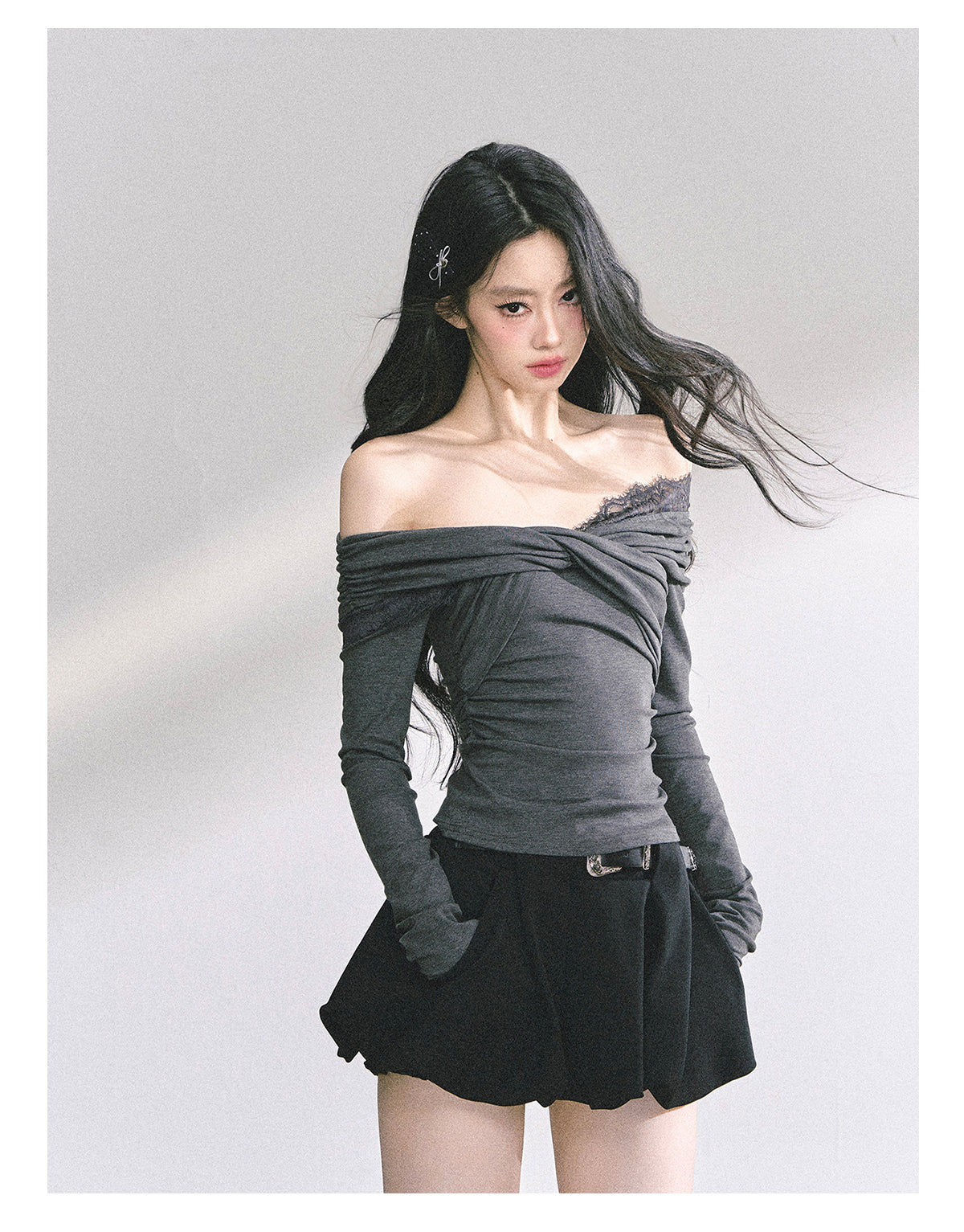 SHAOYEYAN Pure Desire Off-Shoulder Lace Tee