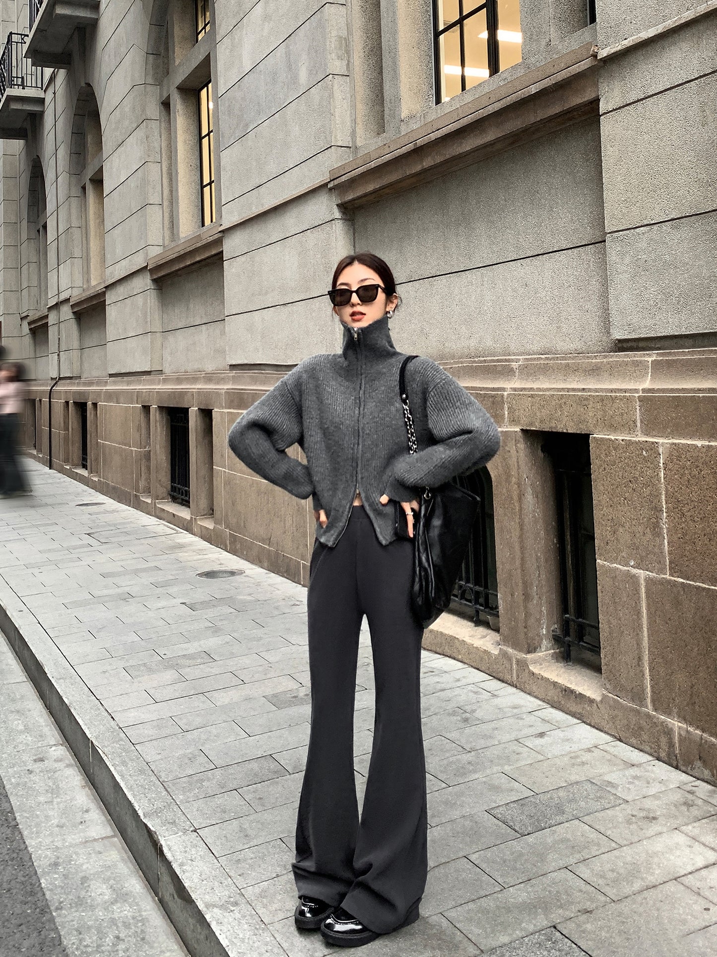 MULVAN Zip-Front Knit Cardigan