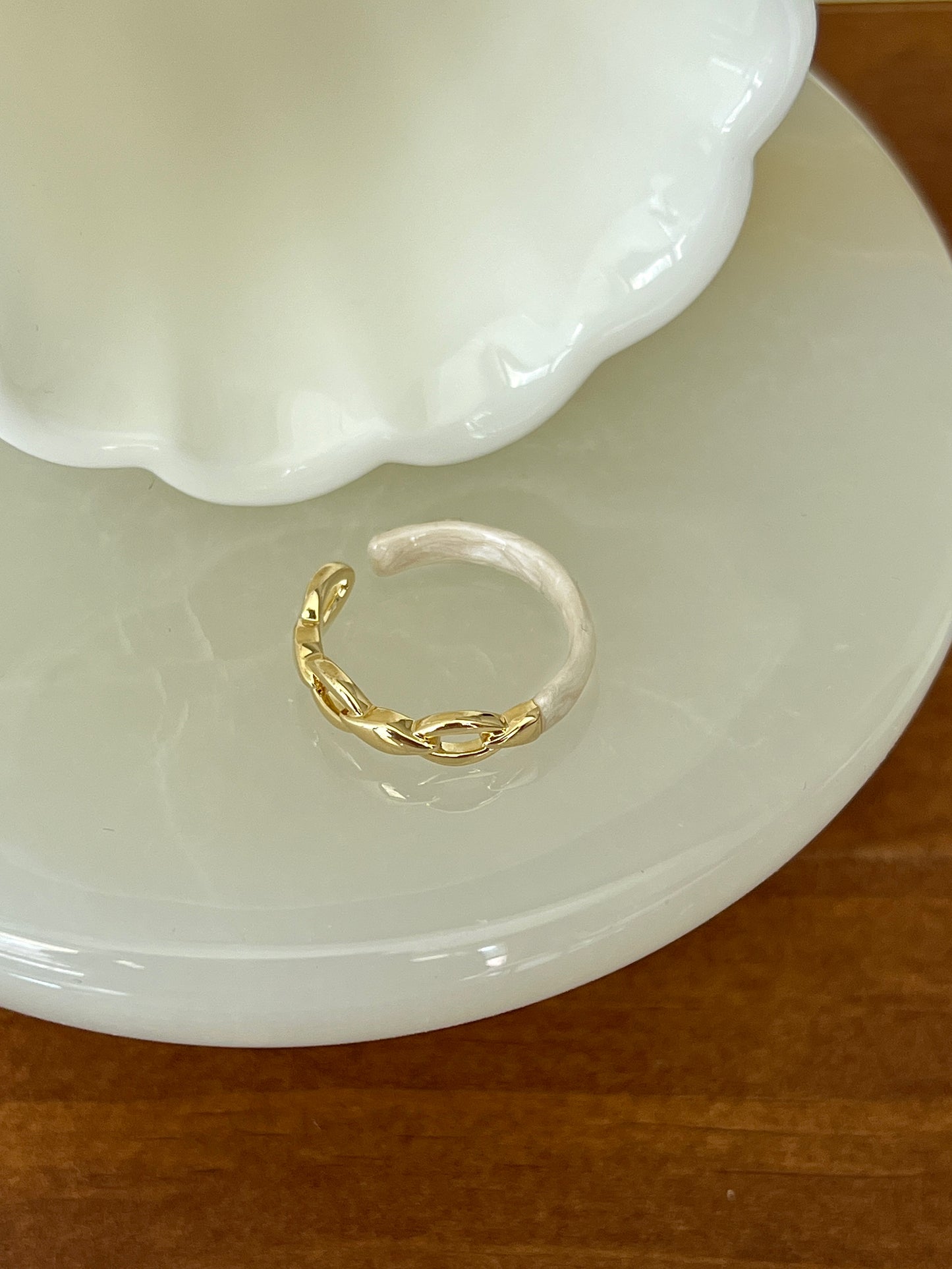 VIGVOG 2024 Bunny Pearl Ring Collection