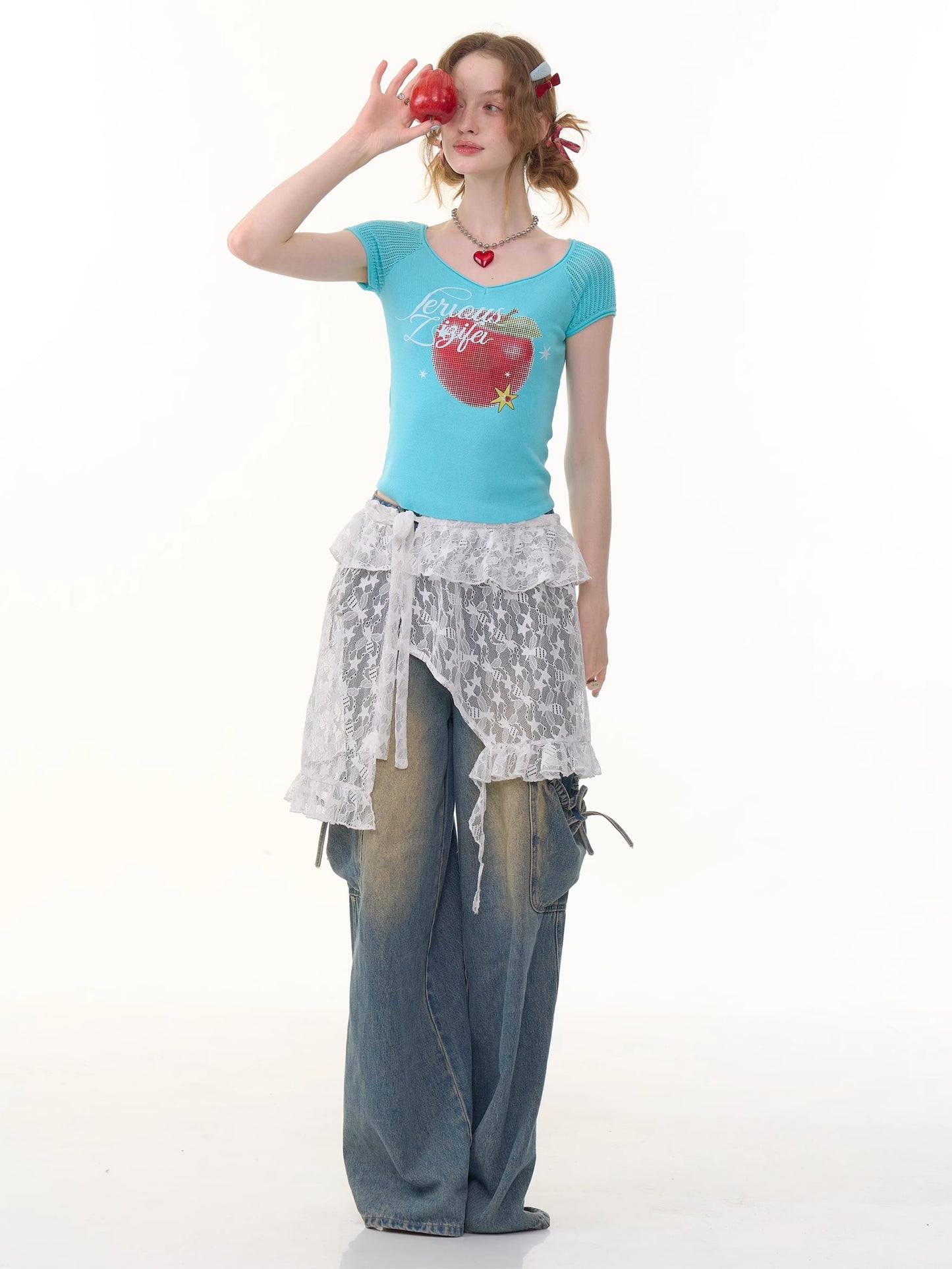 ziziFei Retro Apple Print V-Neck Tee