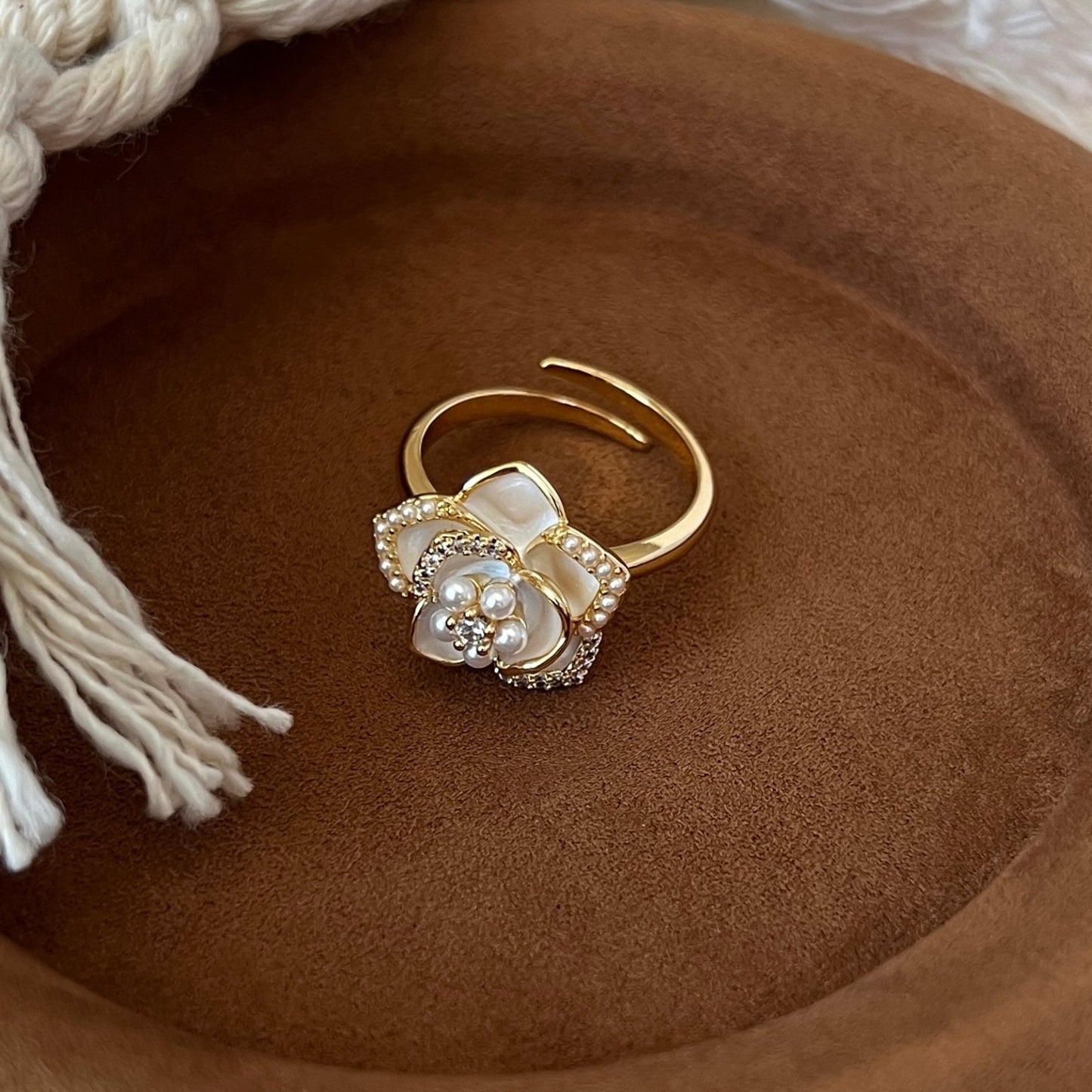 VIGVOG Iris Flower Ring Collection