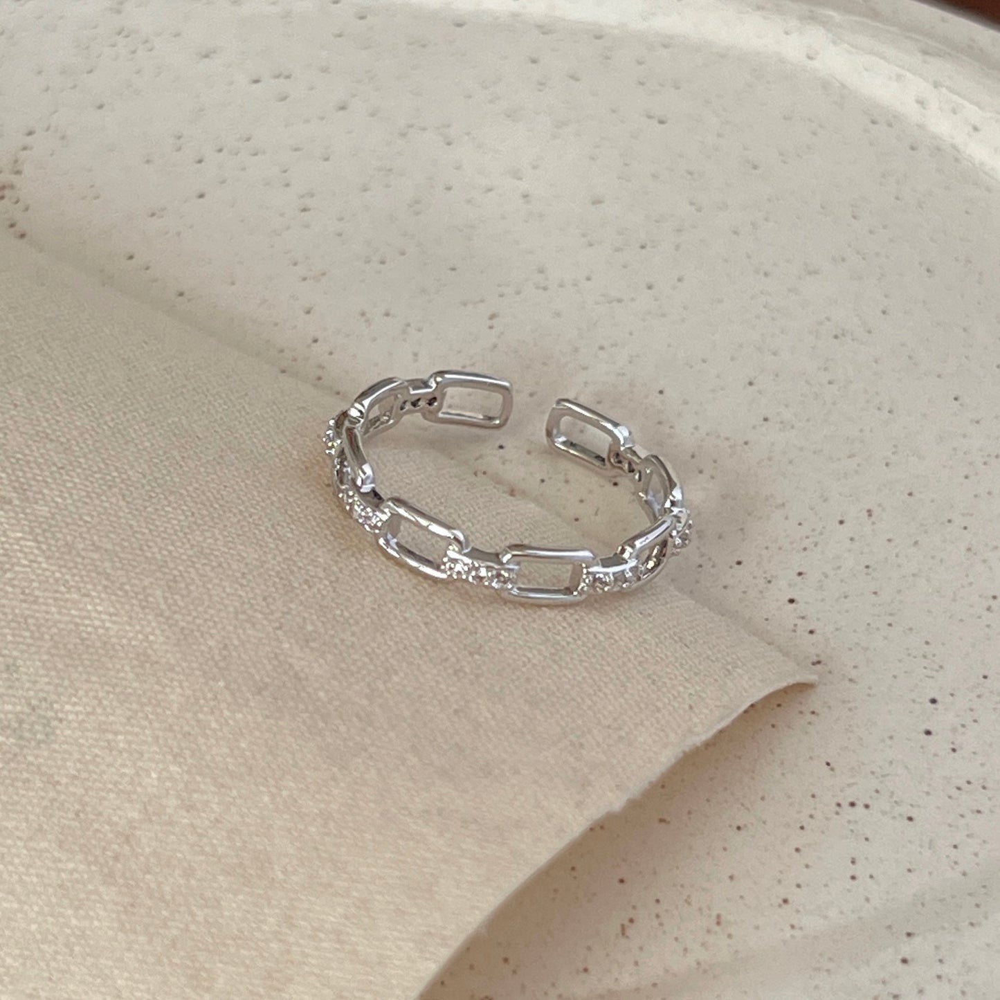 VIGVOG 2024 Minimalist Silver Ring Collection