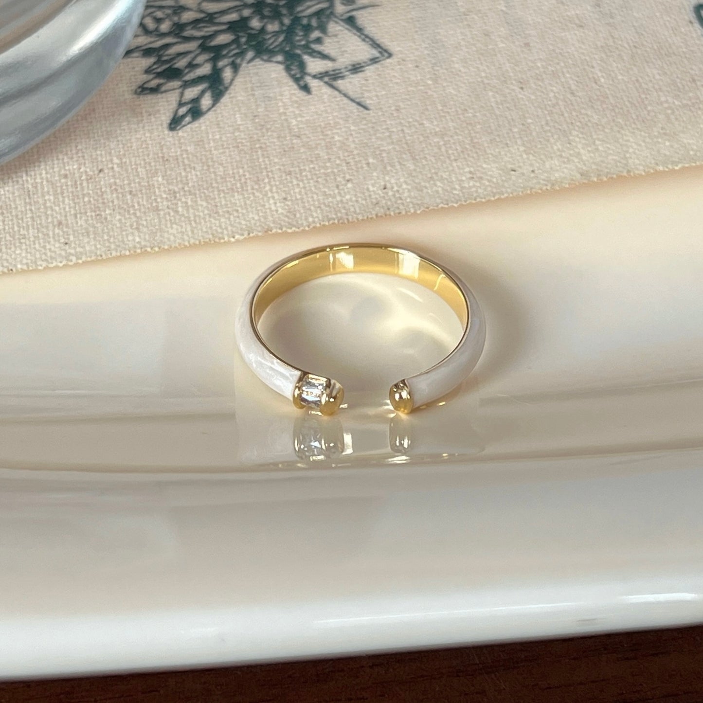 VIGVOG Minimalist Geometric Rings