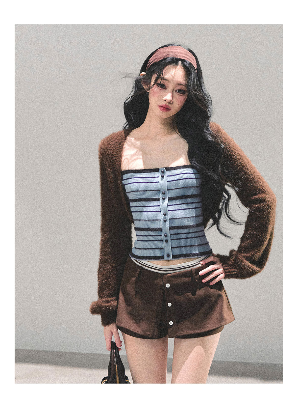 ShaoYeYan Untitled Blue Off-Shoulder Striped T-Shirt