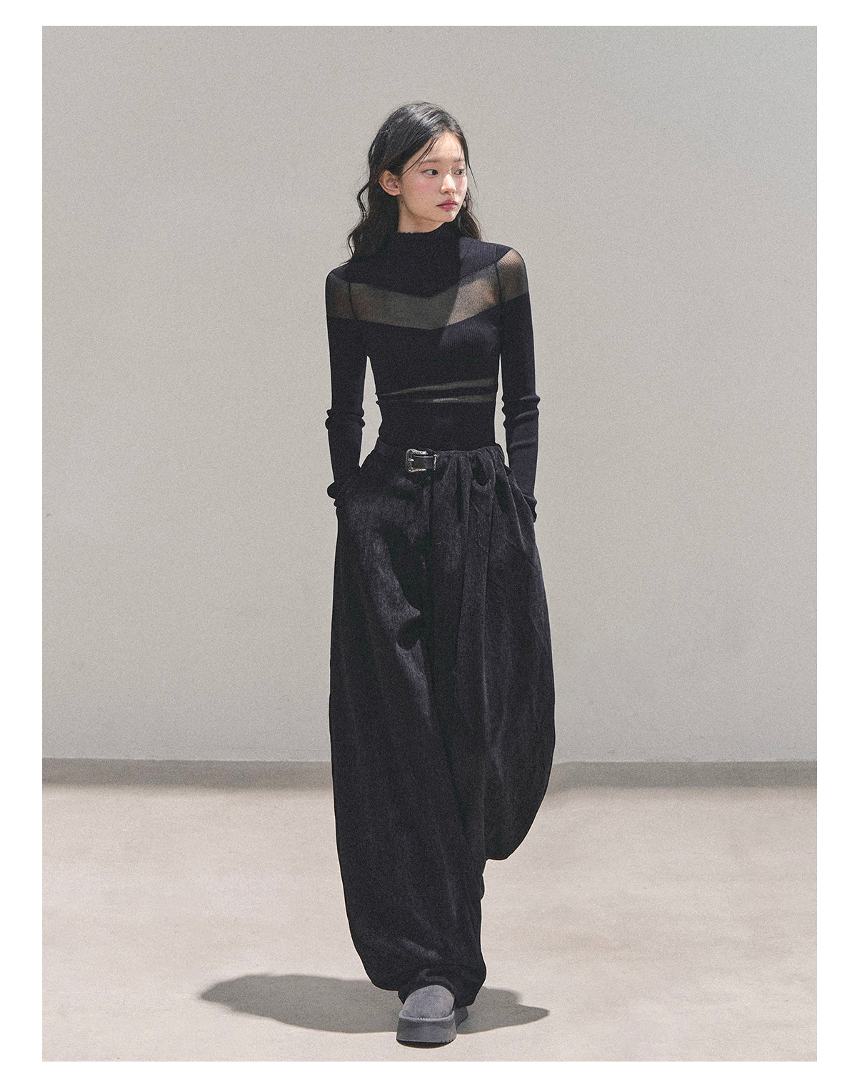 ShaoYeYan Night Whispers Semi-Turtleneck Knit Top