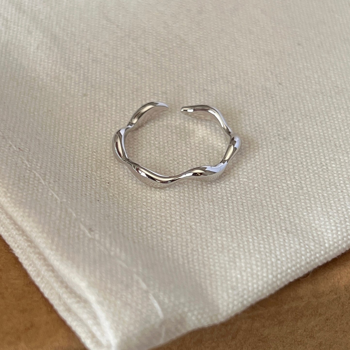 VIGVOG 2024 Minimalist Silver Ring Collection