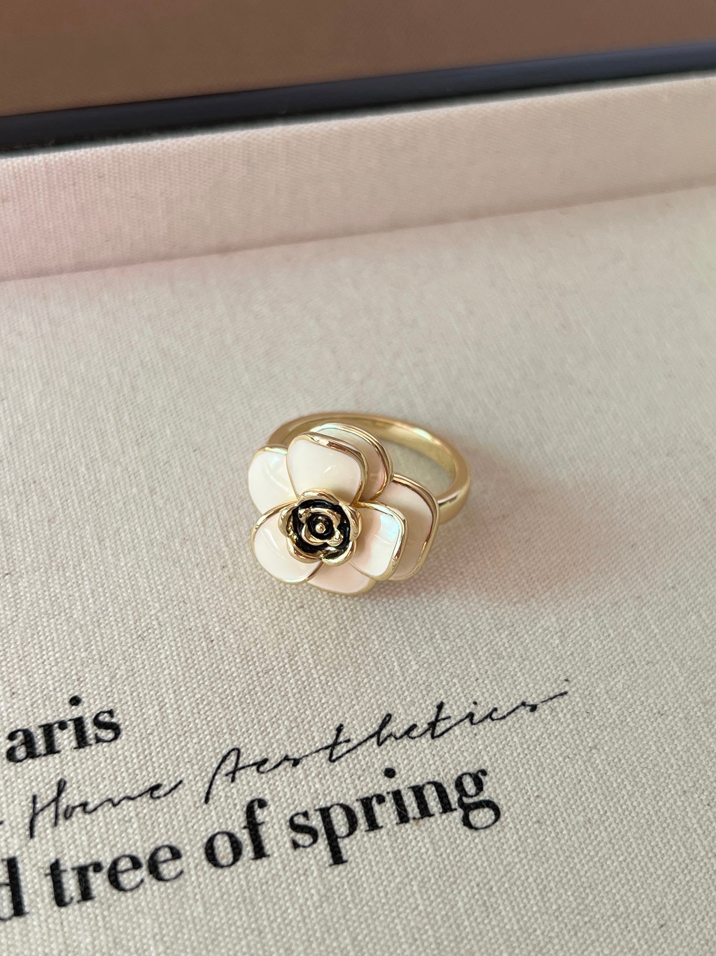 VIGVOG Geometric Ring