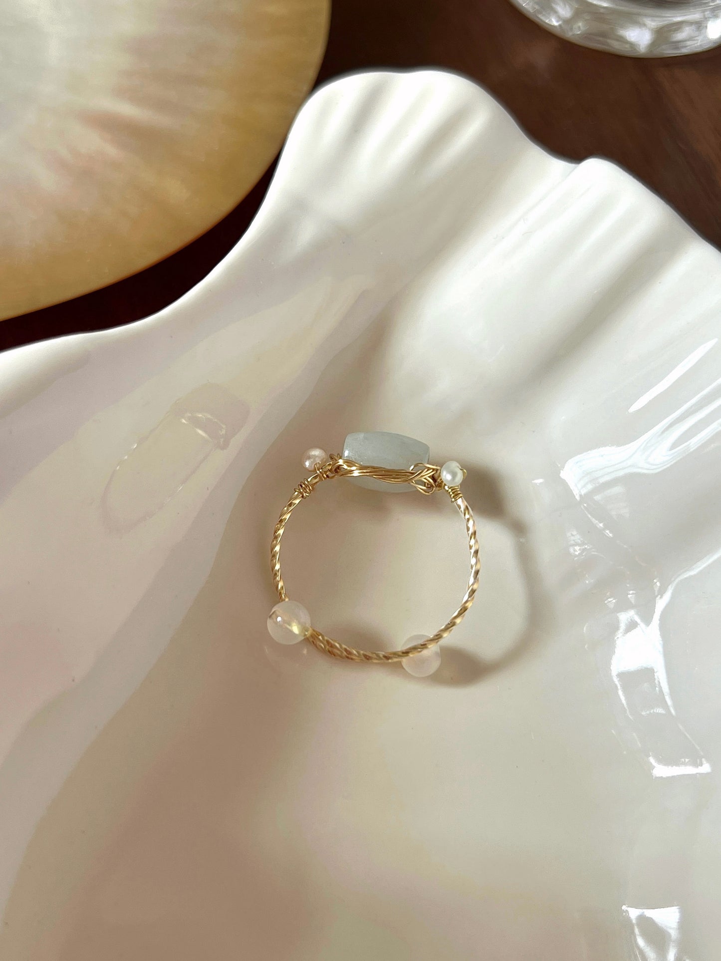 VIGVOG 2025 Mother-of-Pearl & Pearl Ring Collection