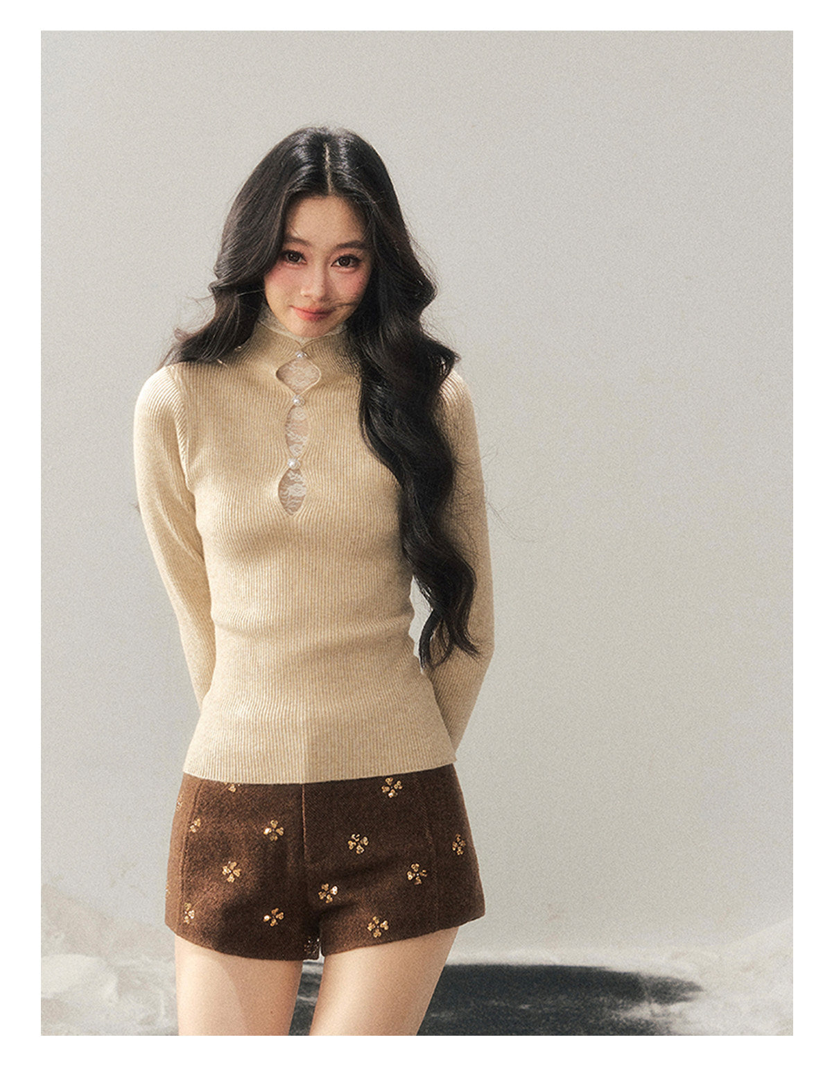 ShaoYeYan Aomalm Lace Weaves Dreams Fake Two-Layer Lace Knit