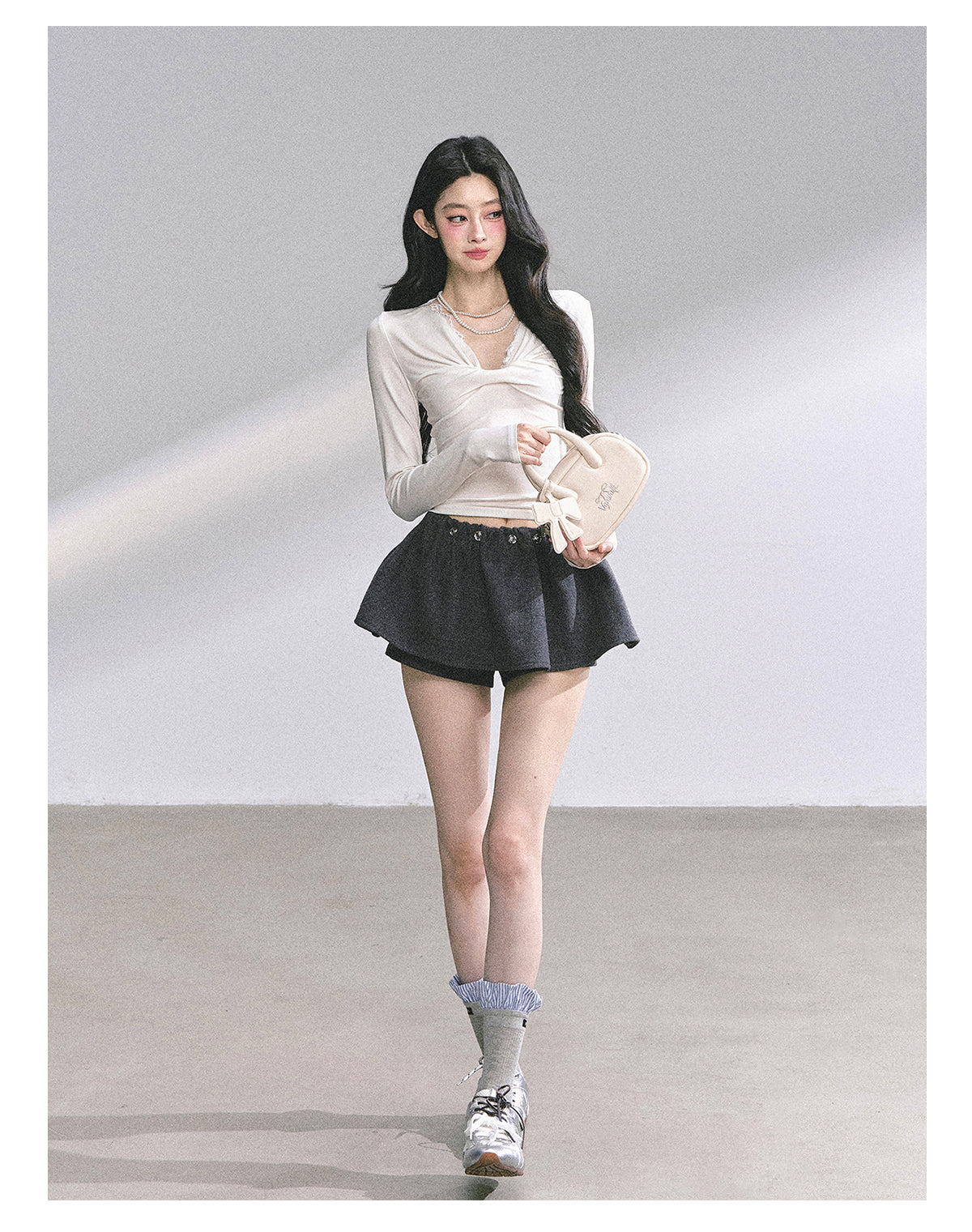 SHAOYEYAN Vintage White Moonlight Tee