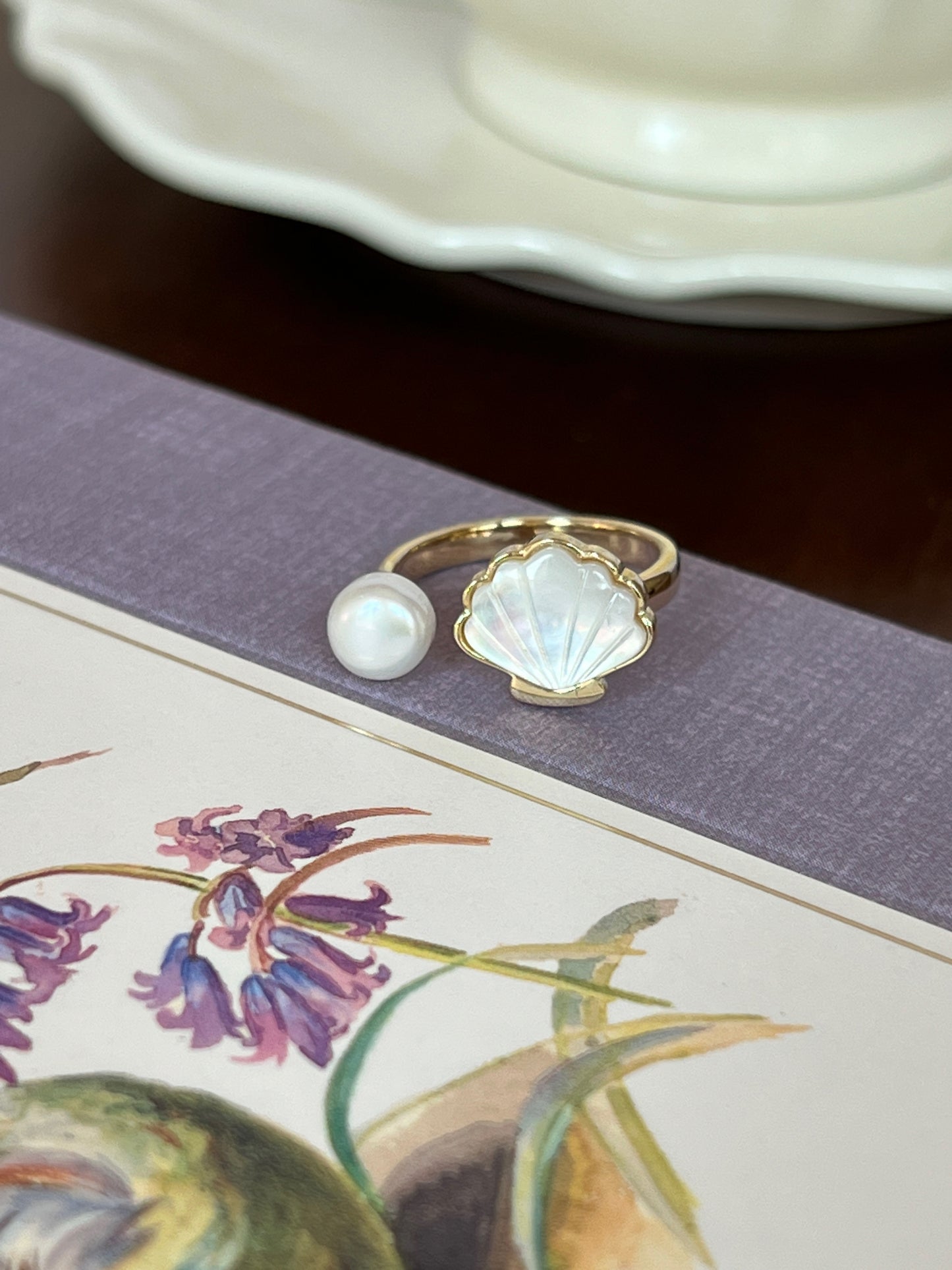 VIGVOG Pearl & Mother-of-Pearl Ring Collection