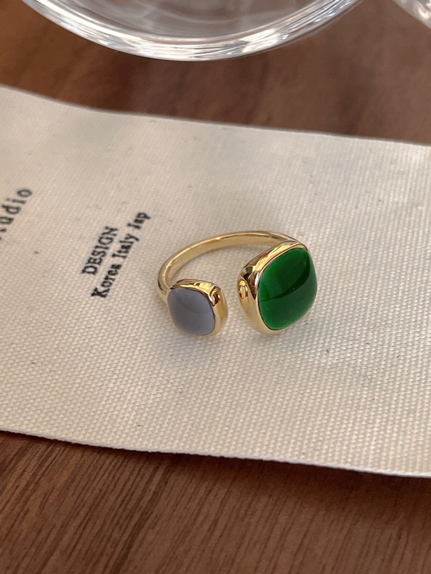 VIGVOG Geometric Emerald-Tone Ring Collection