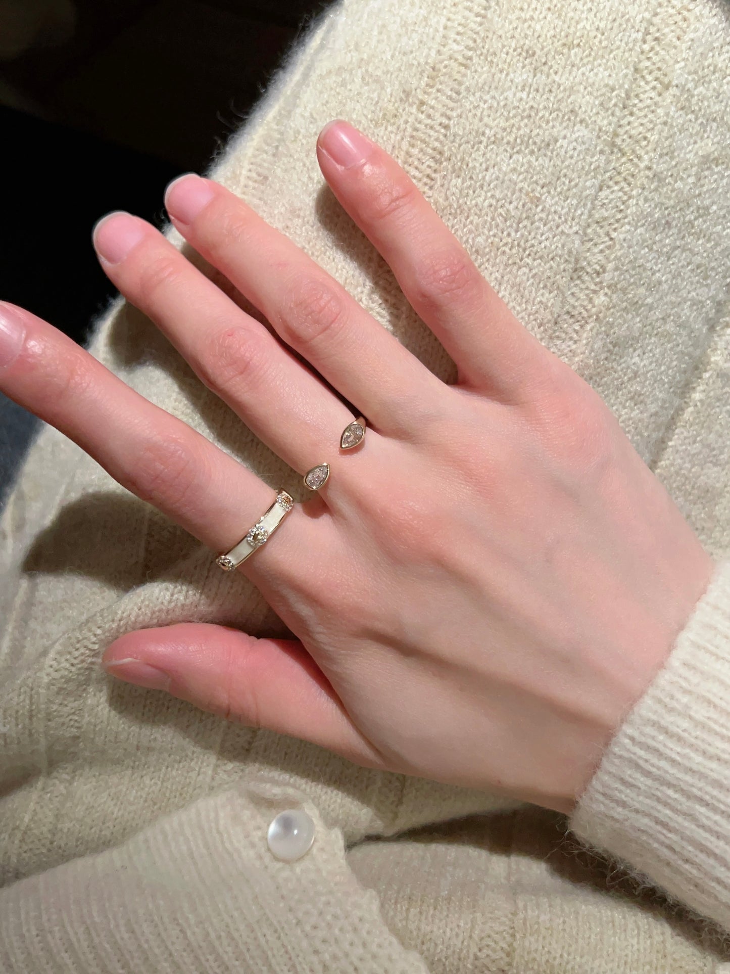 VIGVOG 2025 Mother-of-Pearl & Pearl Ring Collection