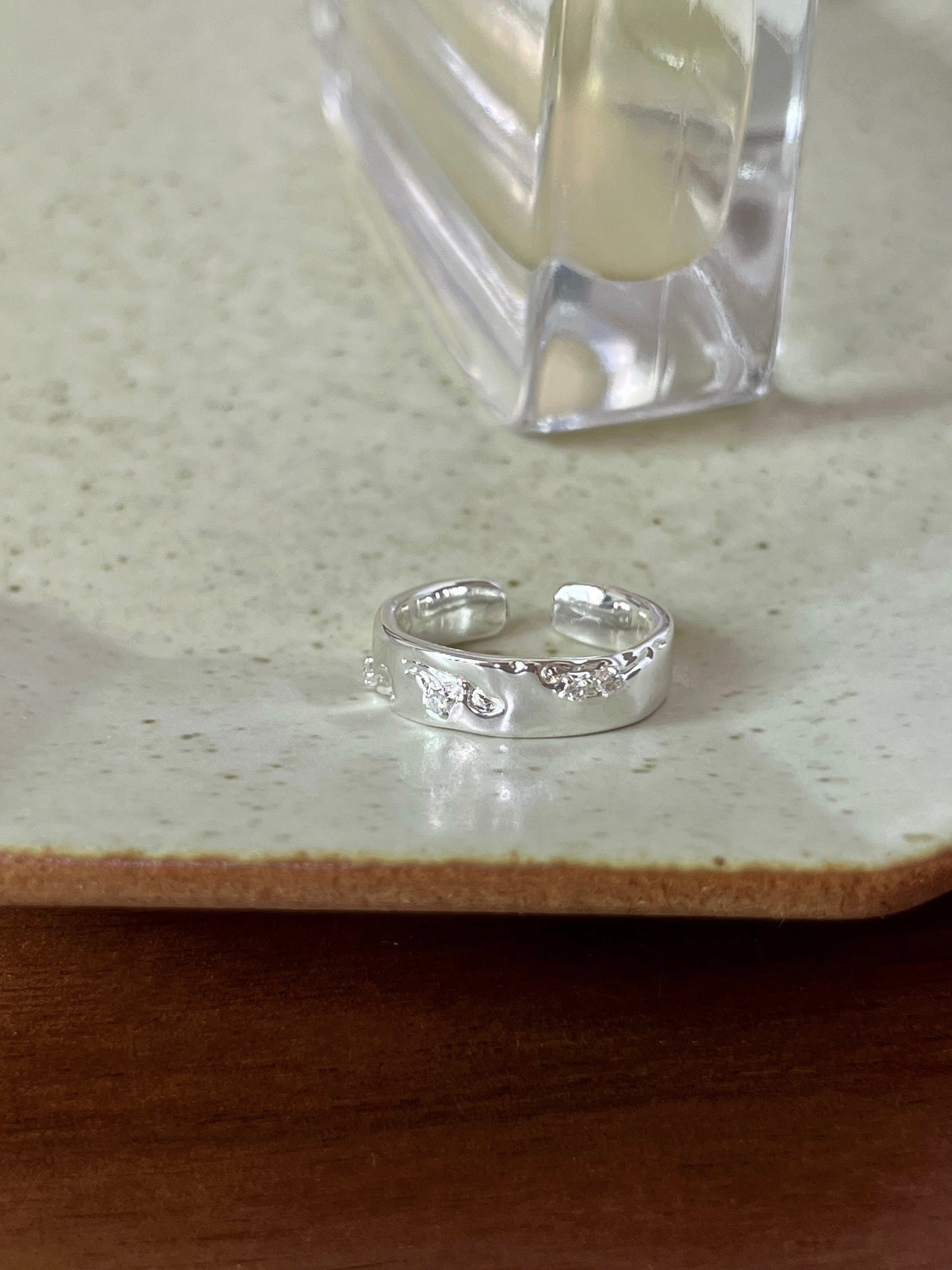 VIGVOG Geometric Pearl Ring
