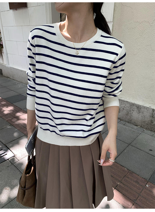 Pusumede Striped Crewneck Sweater