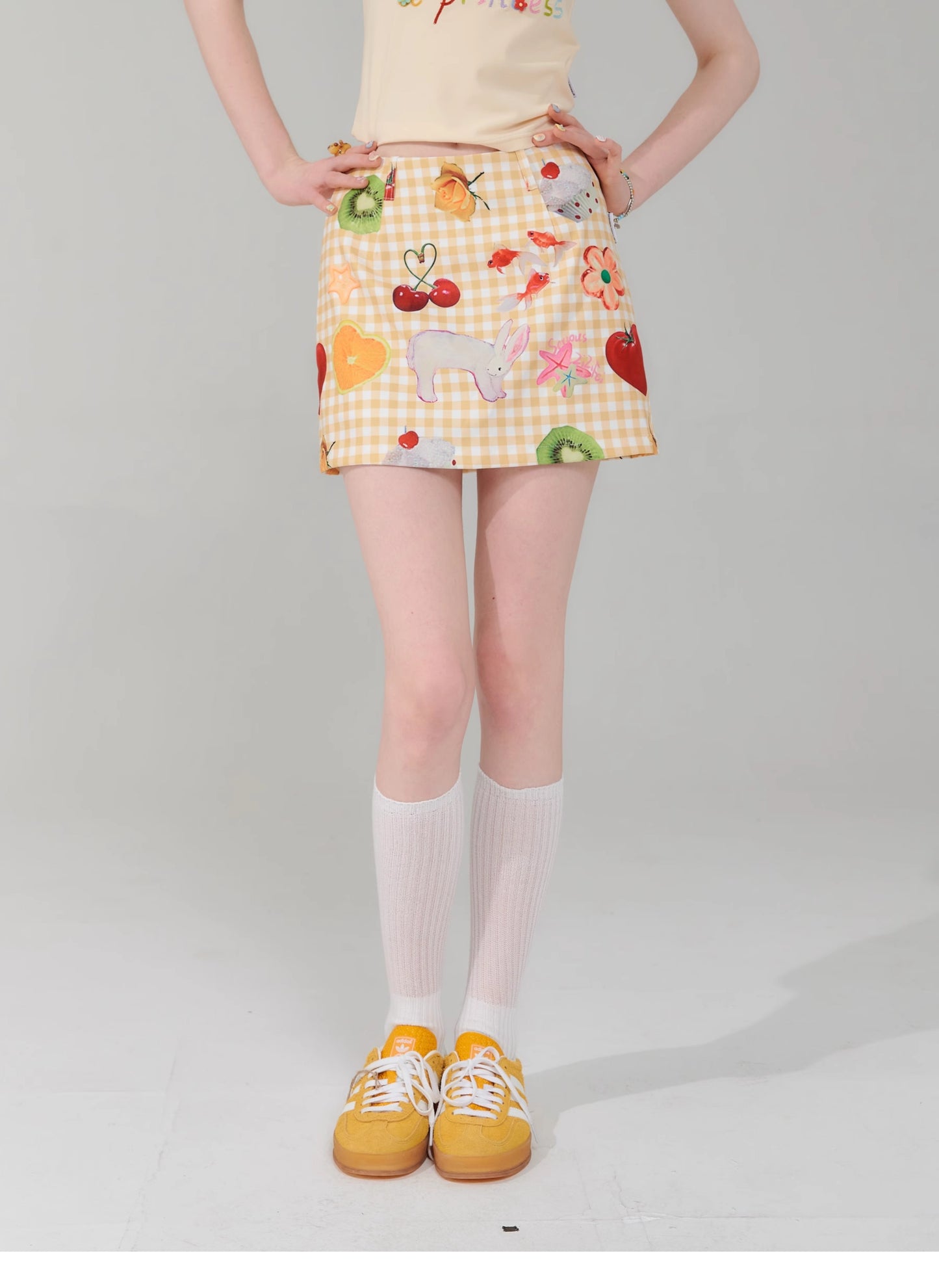ziziFei Playful Fruit Print High-Waist Mini Skirt