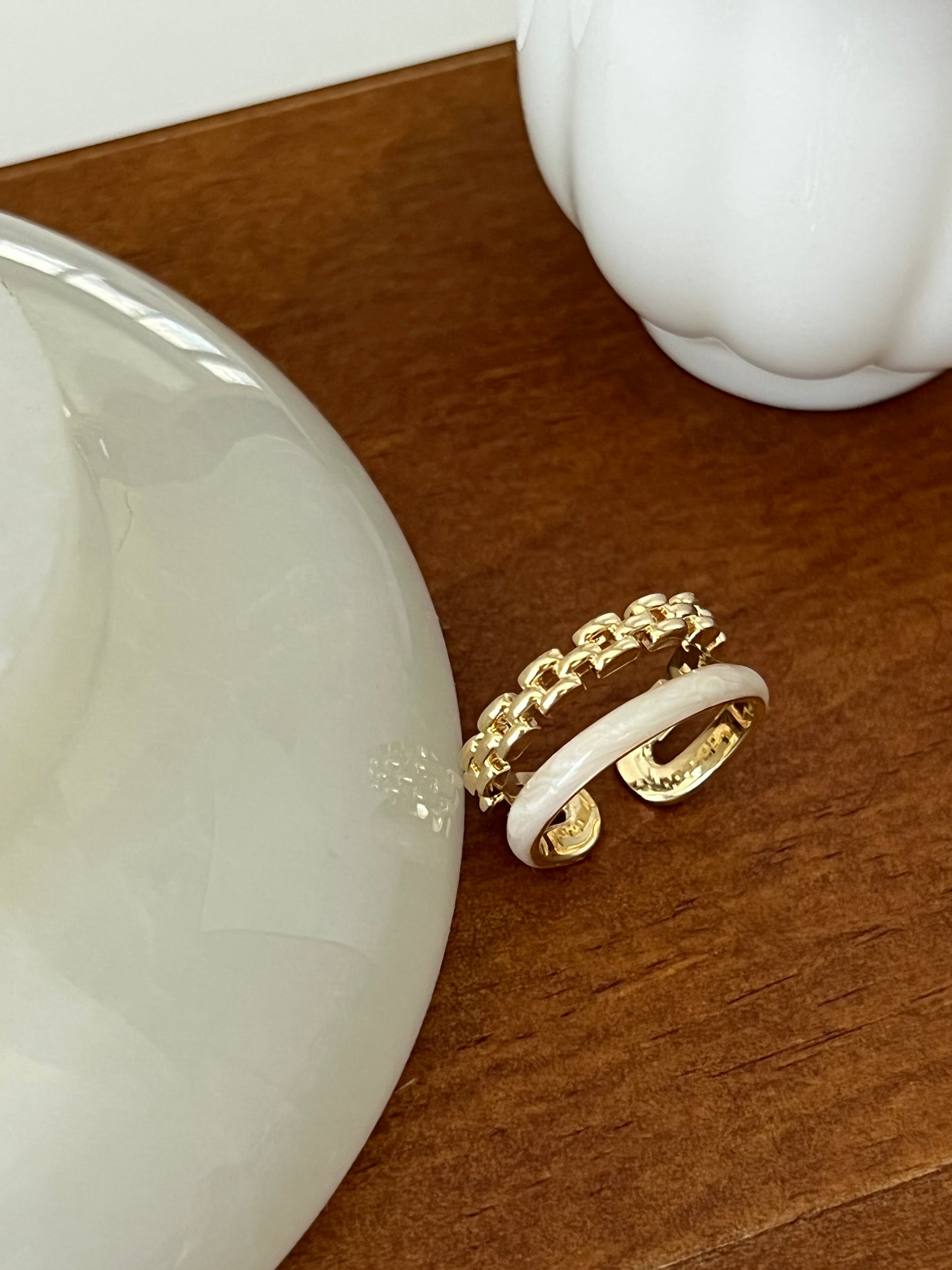 VIGVOG 2024 Bunny Pearl Ring Collection