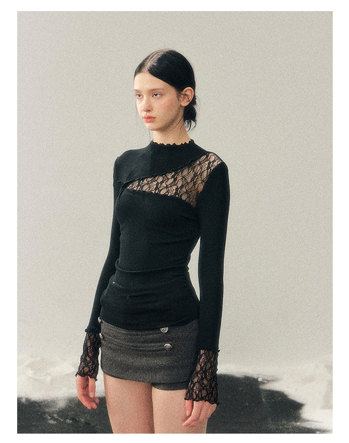 ShaoYeYan Aomalm Reality and Illusion Intertwined Semi-Turtleneck Lace Top
