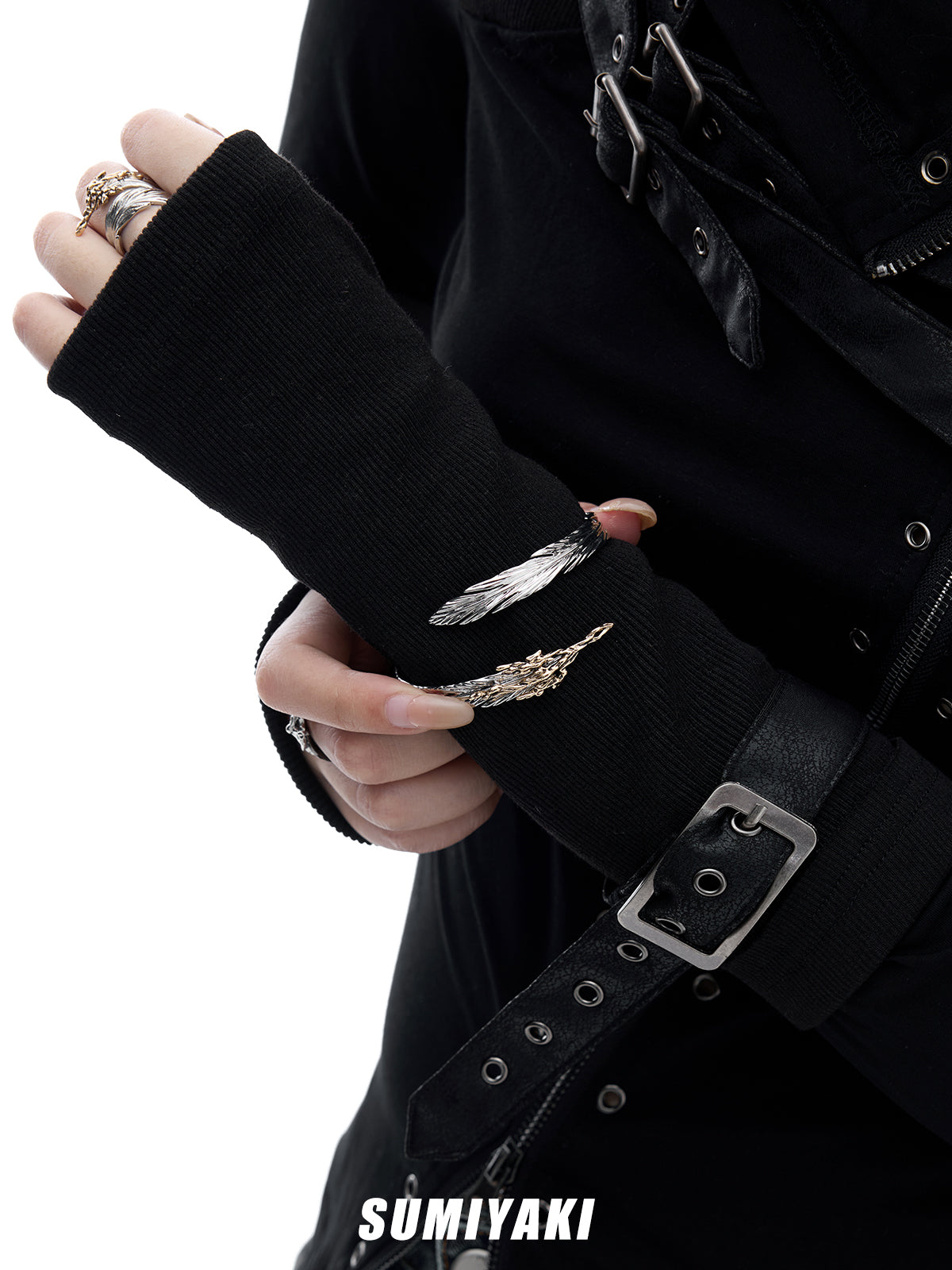 SUMIYAKI Feather Series Cuff Bracelet