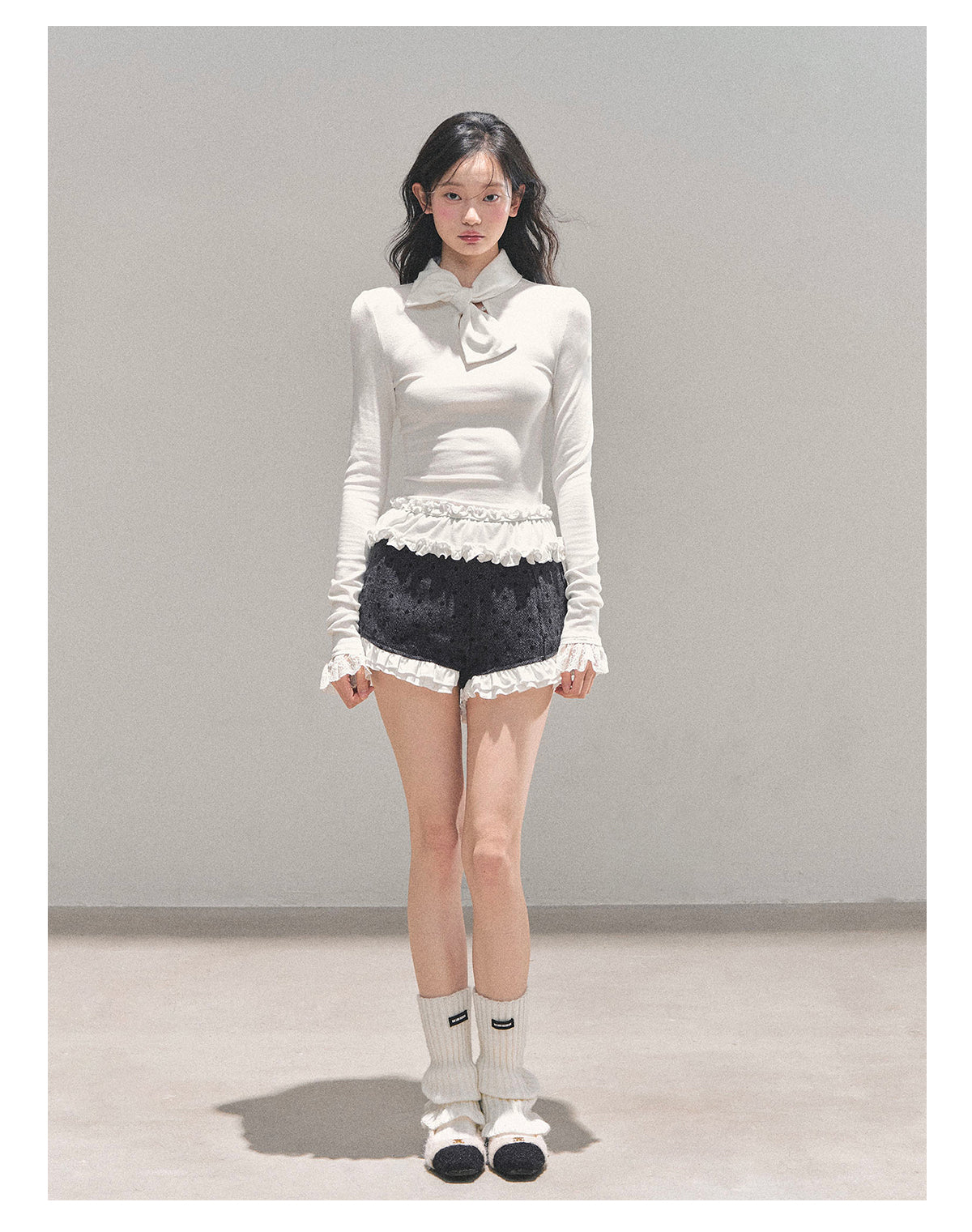 ShaoYeYan She Shatters Moonlight Ruffle Lace T-Shirt