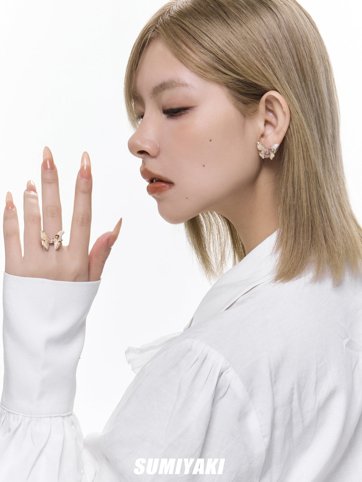 SUMIYAKI Butterfly Earrings & Pearl Necklace