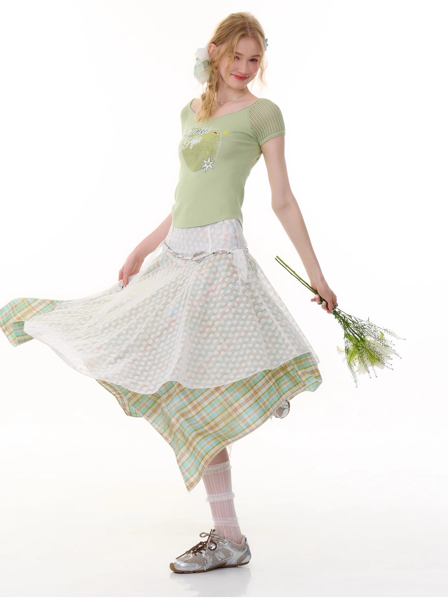 ziziFei Retro Apple Print V-Neck Tee