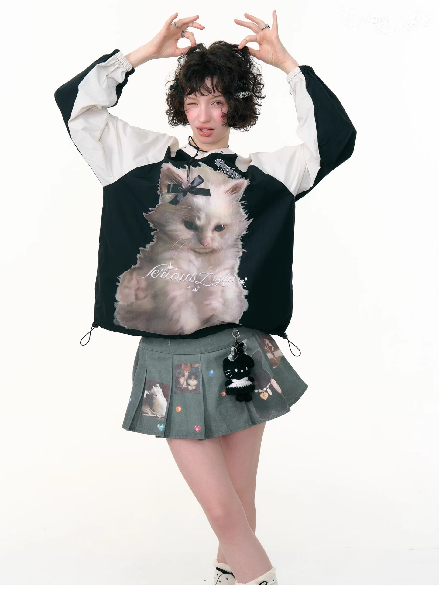 ZiziFei "Cat Blokette" Pullover