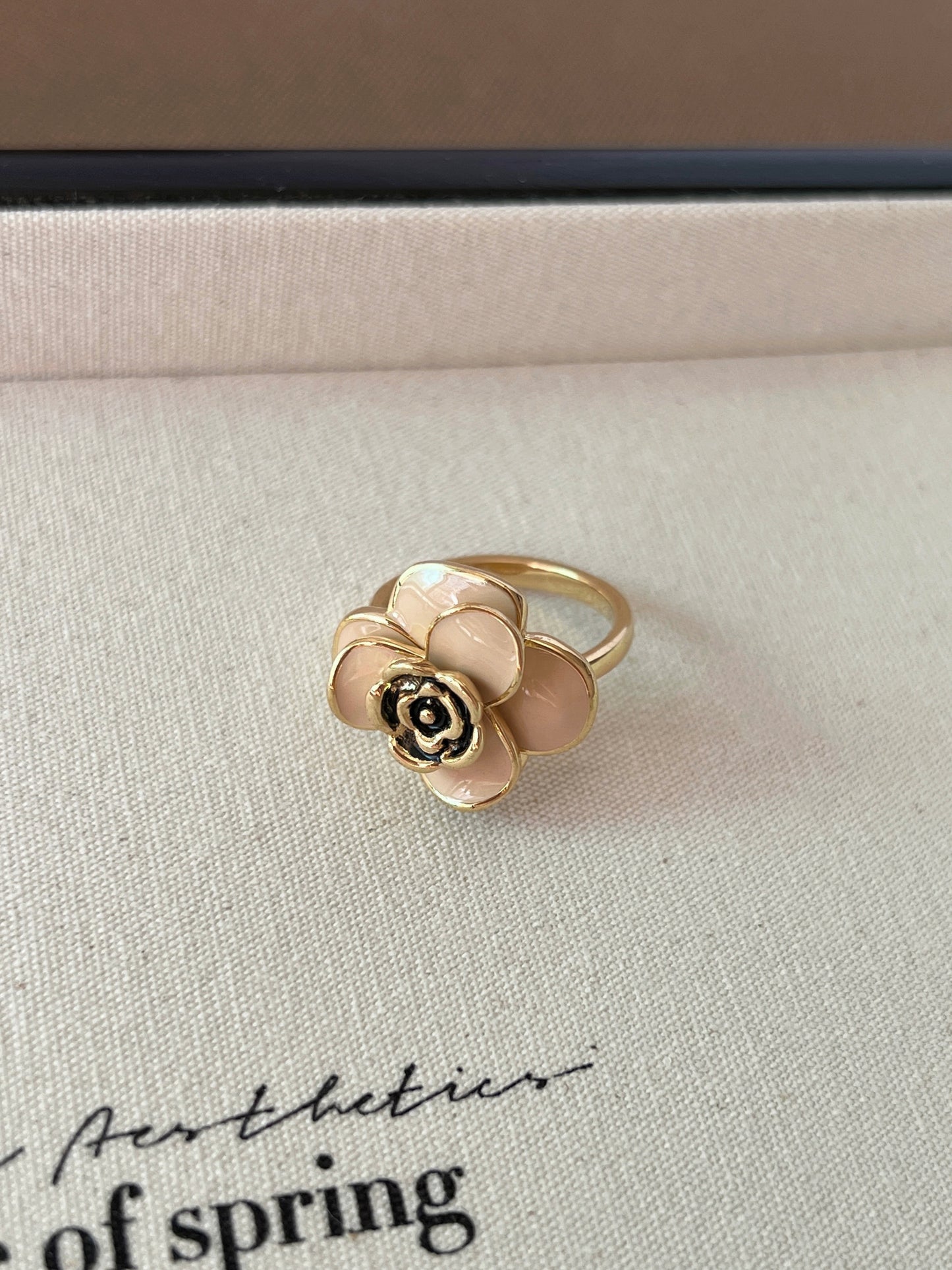 VIGVOG Geometric Ring