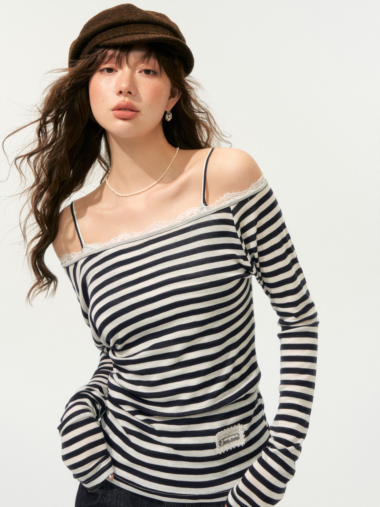 SOMESOWE Off-Shoulder Striped Tee