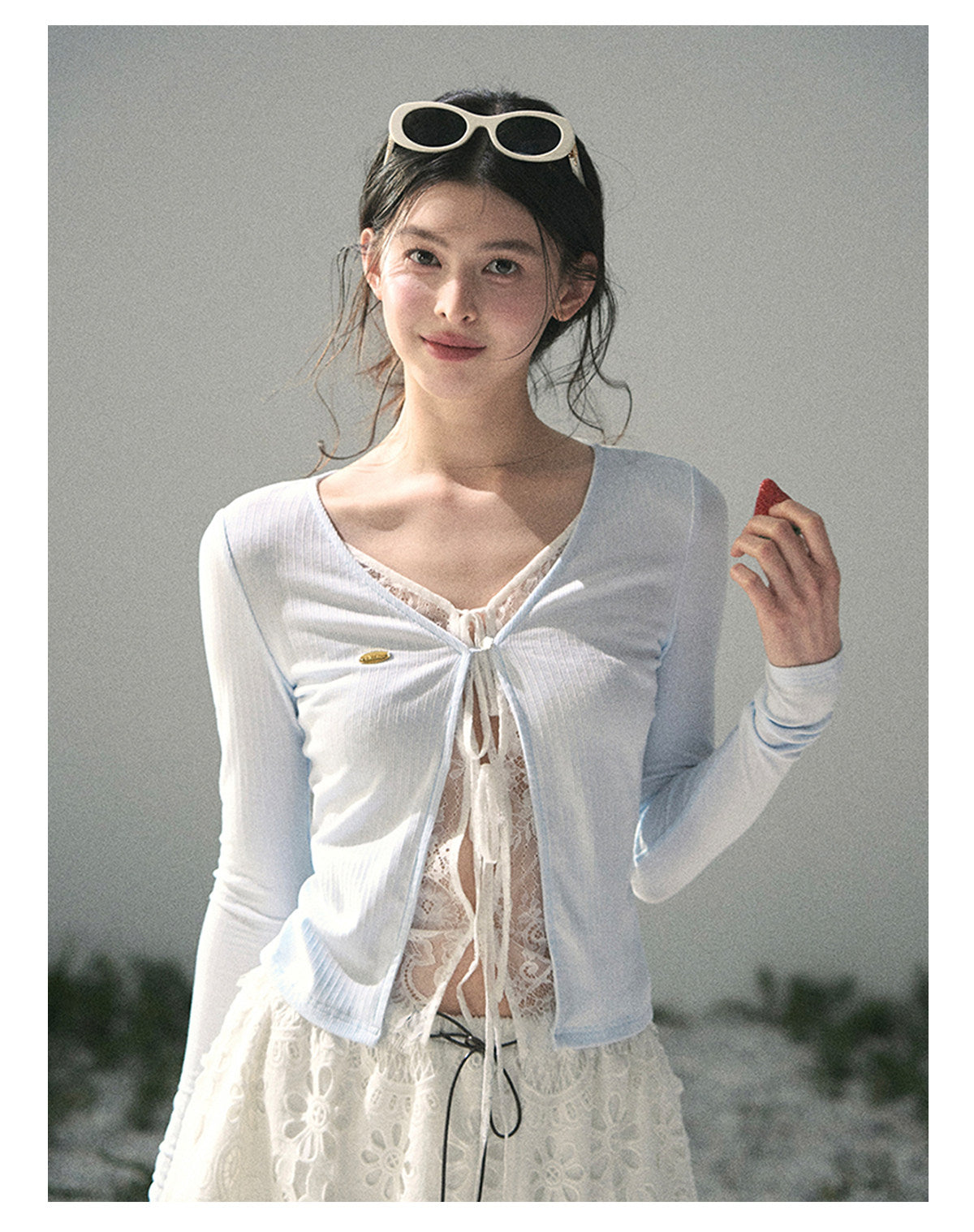 ShaoYeYan Aomalm Dreams Born in Cracks Fake Two-Layer Korean Lace Top