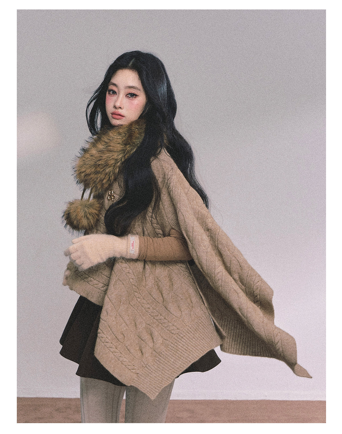 ShaoYeYan British Muse Loose Fit Knit Cape Sweater