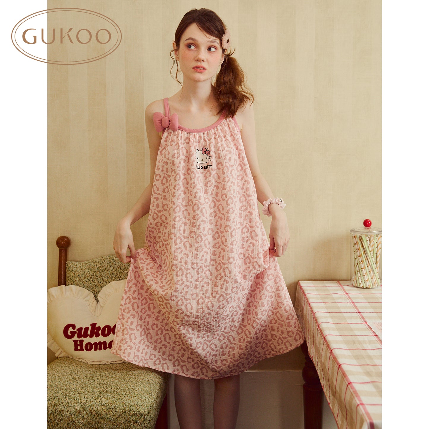 Gukoo Hello Kitty & Leopard Print Sleepwear