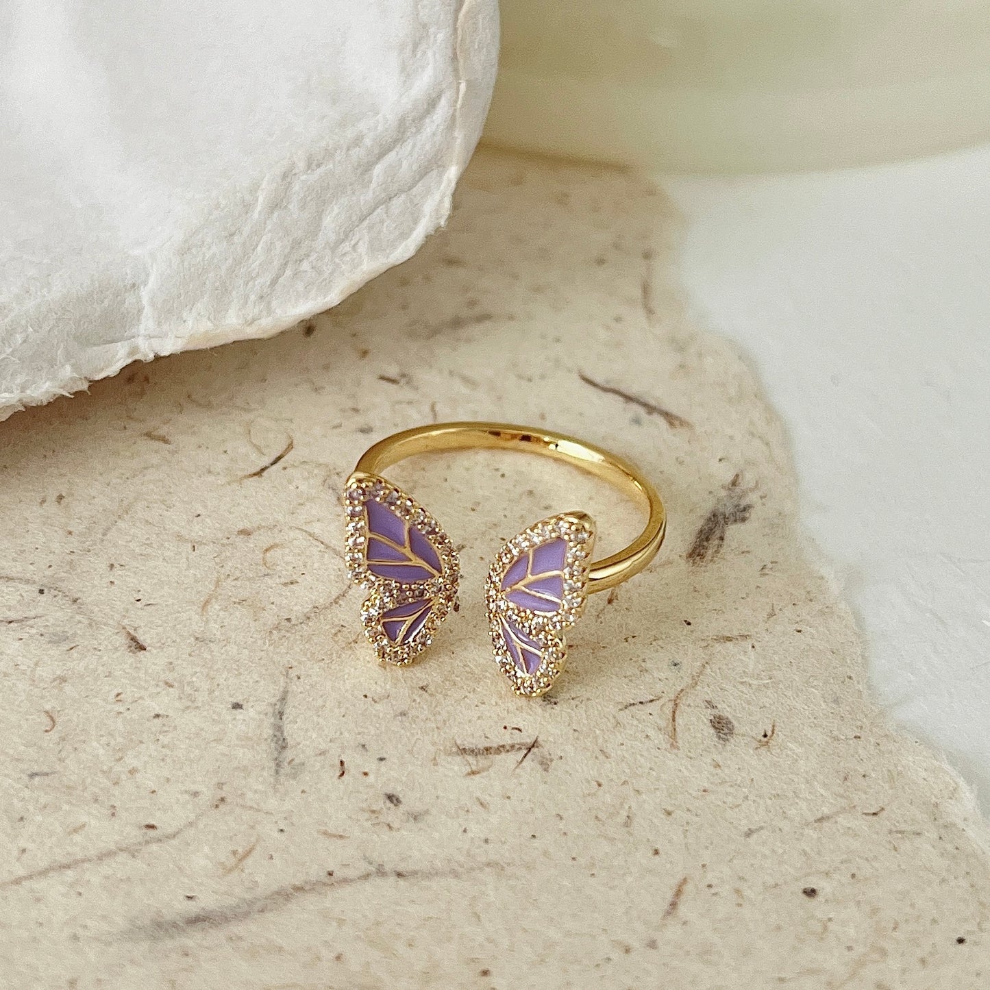 VIGVOG Pearl Butterfly Vintage Ring