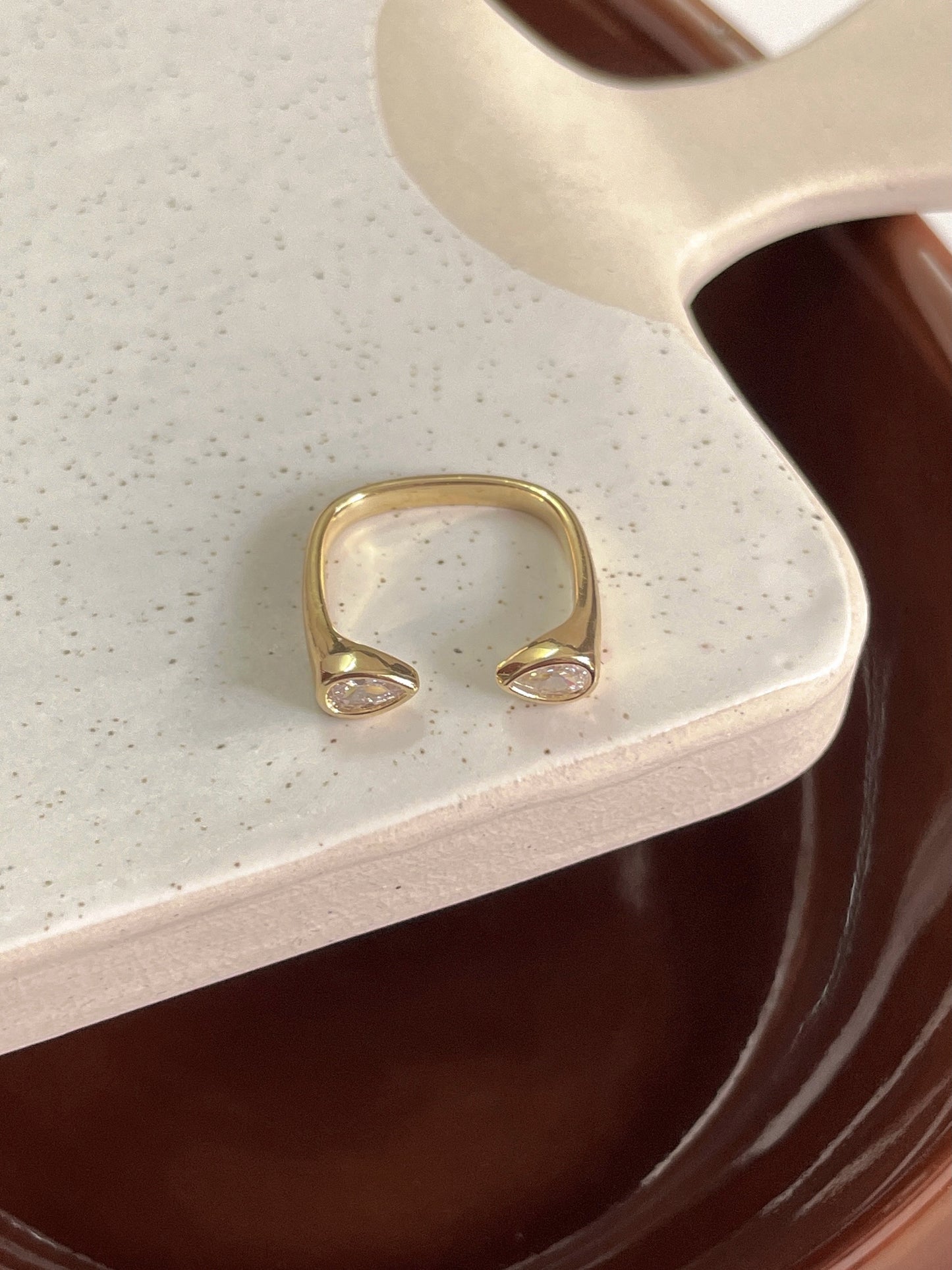 VIGVOG 2025 Mother-of-Pearl & Pearl Ring Collection