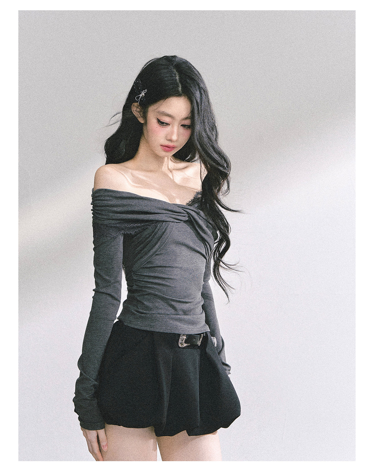 SHAOYEYAN Pure Desire Off-Shoulder Lace Tee
