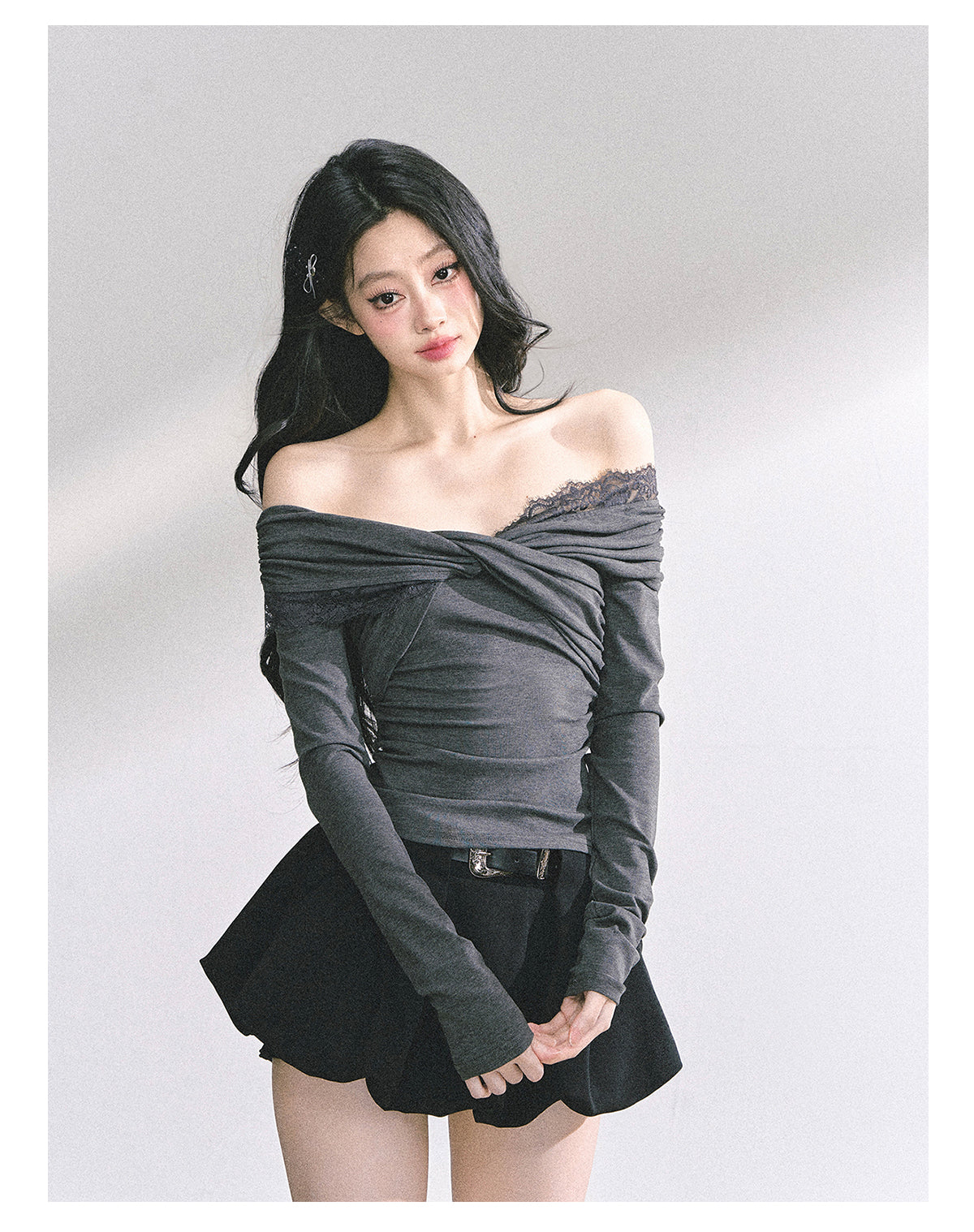 SHAOYEYAN Pure Desire Off-Shoulder Lace Tee