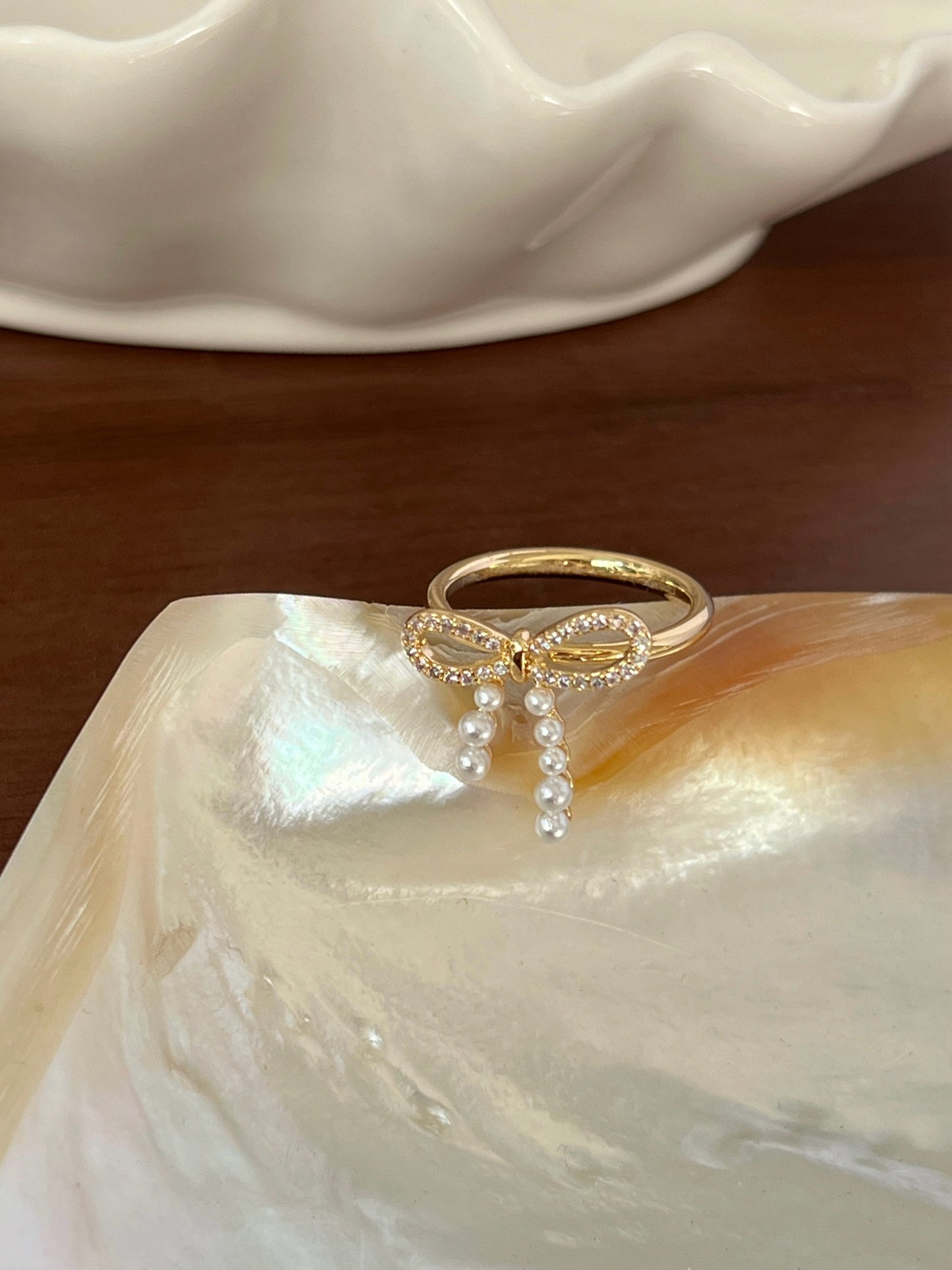 VIGVOG 2025 Mother-of-Pearl & Pearl Ring Collection
