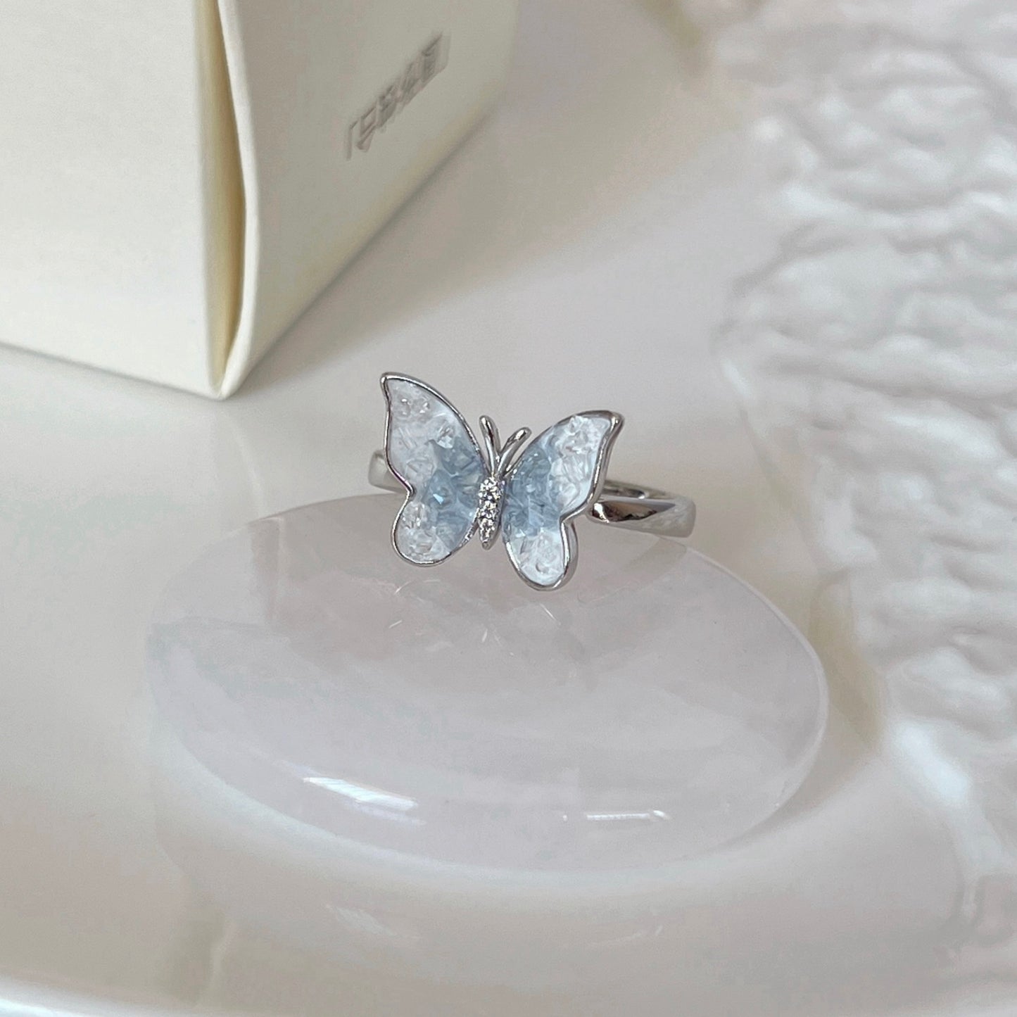 VIGVOG 2024 Frosted Butterfly Ring Collection