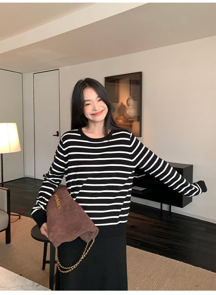 Pusumede Striped Crewneck Sweater