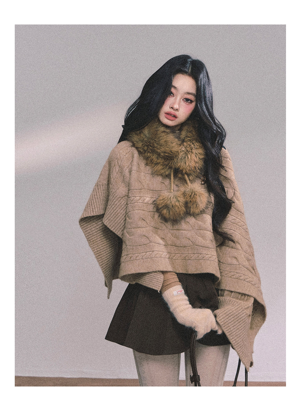 ShaoYeYan British Muse Loose Fit Knit Cape Sweater
