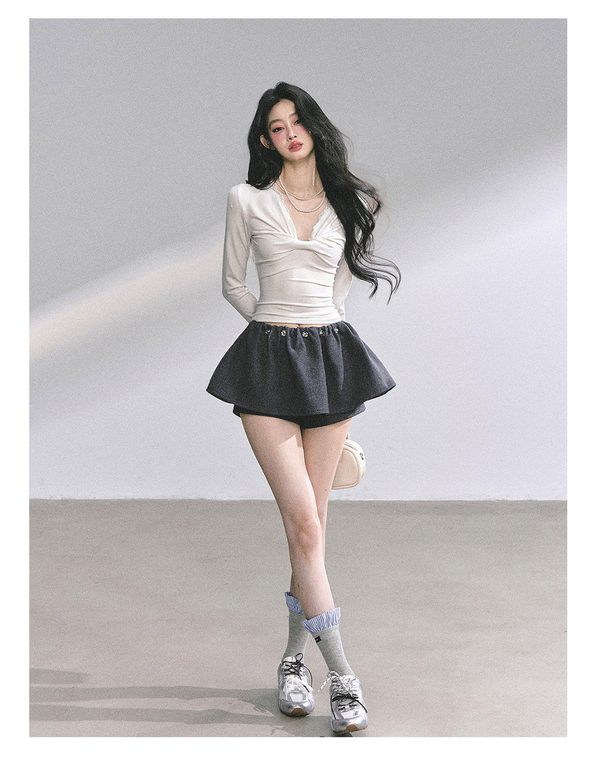 SHAOYEYAN Vintage White Moonlight Tee