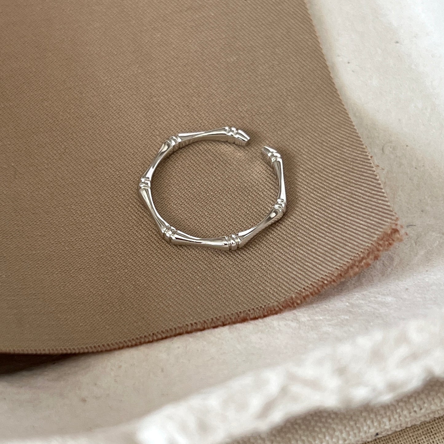 VIGVOG 2024 Minimalist Silver Ring Collection