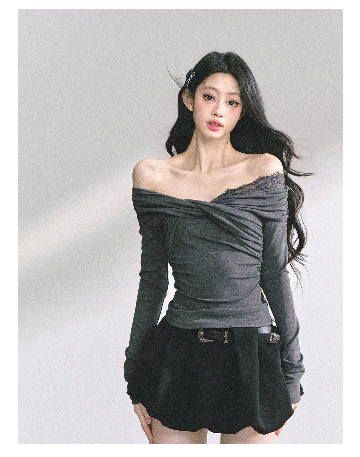 SHAOYEYAN Pure Desire Off-Shoulder Lace Tee