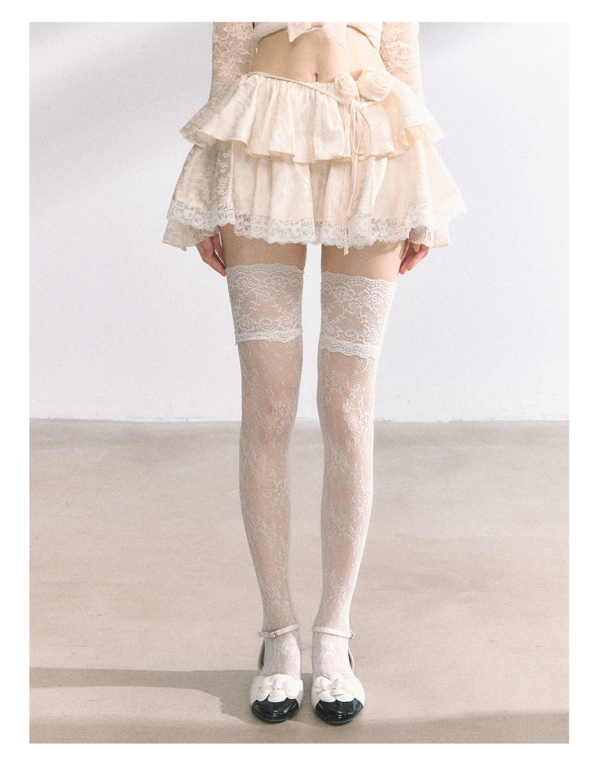 SHAOYEYAN French Lace Floral Mini Skirt