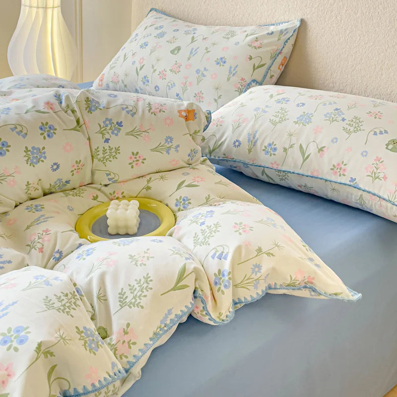 Pastoral Floral Bedding Set
