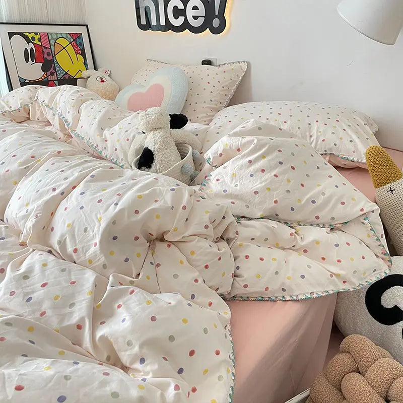 Simple Colorful Dot Bedding Set