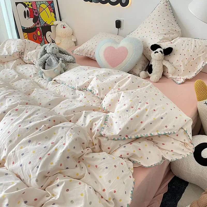 Simple Colorful Dot Bedding Set