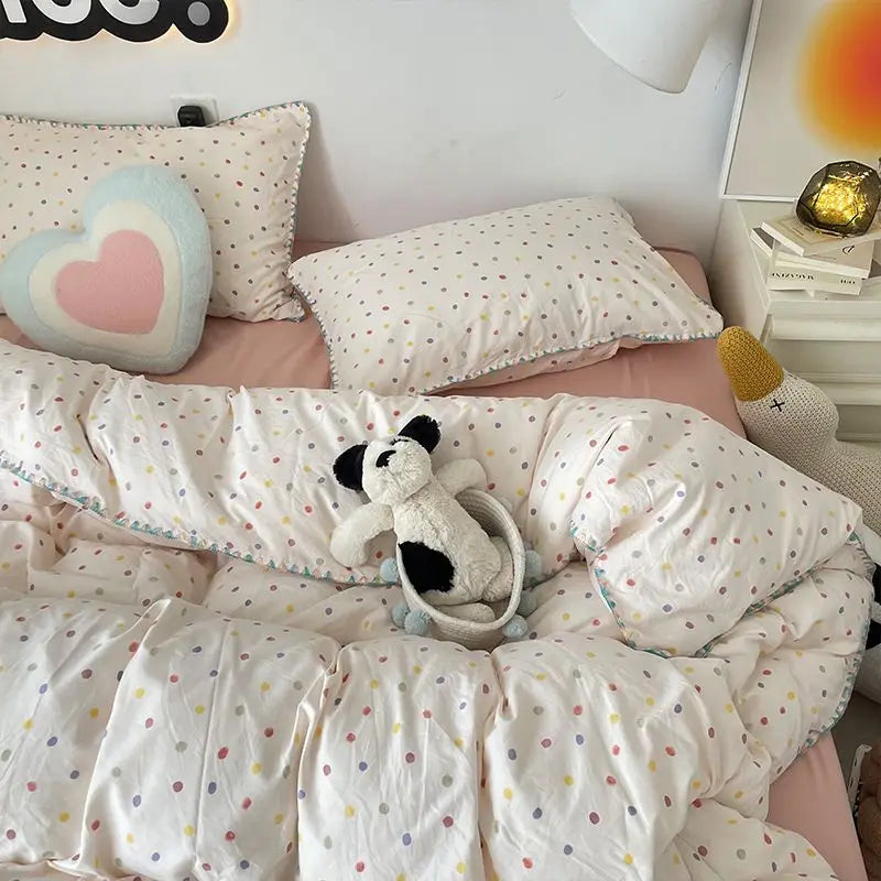 Simple Colorful Dot Bedding Set