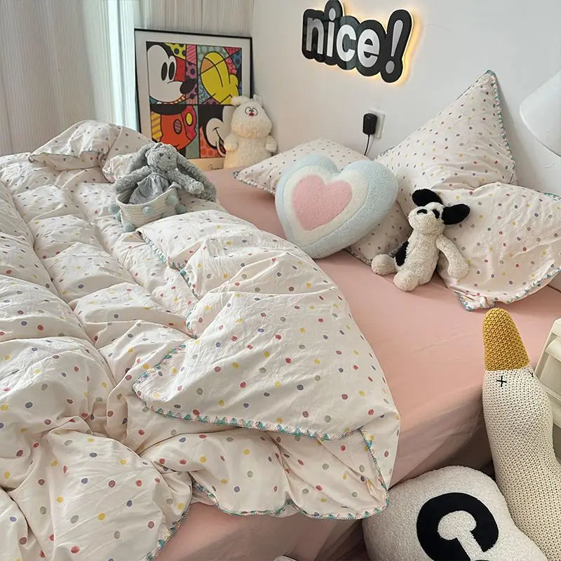 Simple Colorful Dot Bedding Set