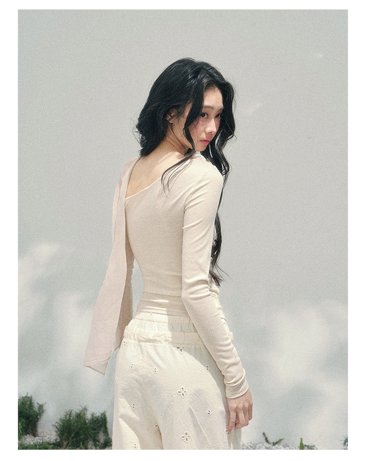 ShaoYeYan Aomalm Rose's Whisper 3D Floral Off-Shoulder Tee